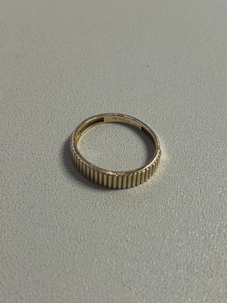 14k Solid Gold Ring Fluted 14k Solid Gold Ring Fluted